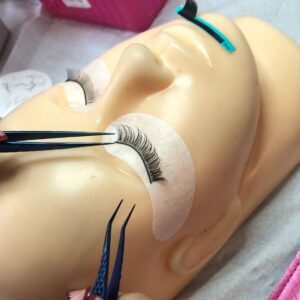Russian Volume Lash Extensions Course