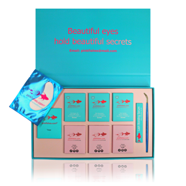 Lash lift starter kit in a gift box